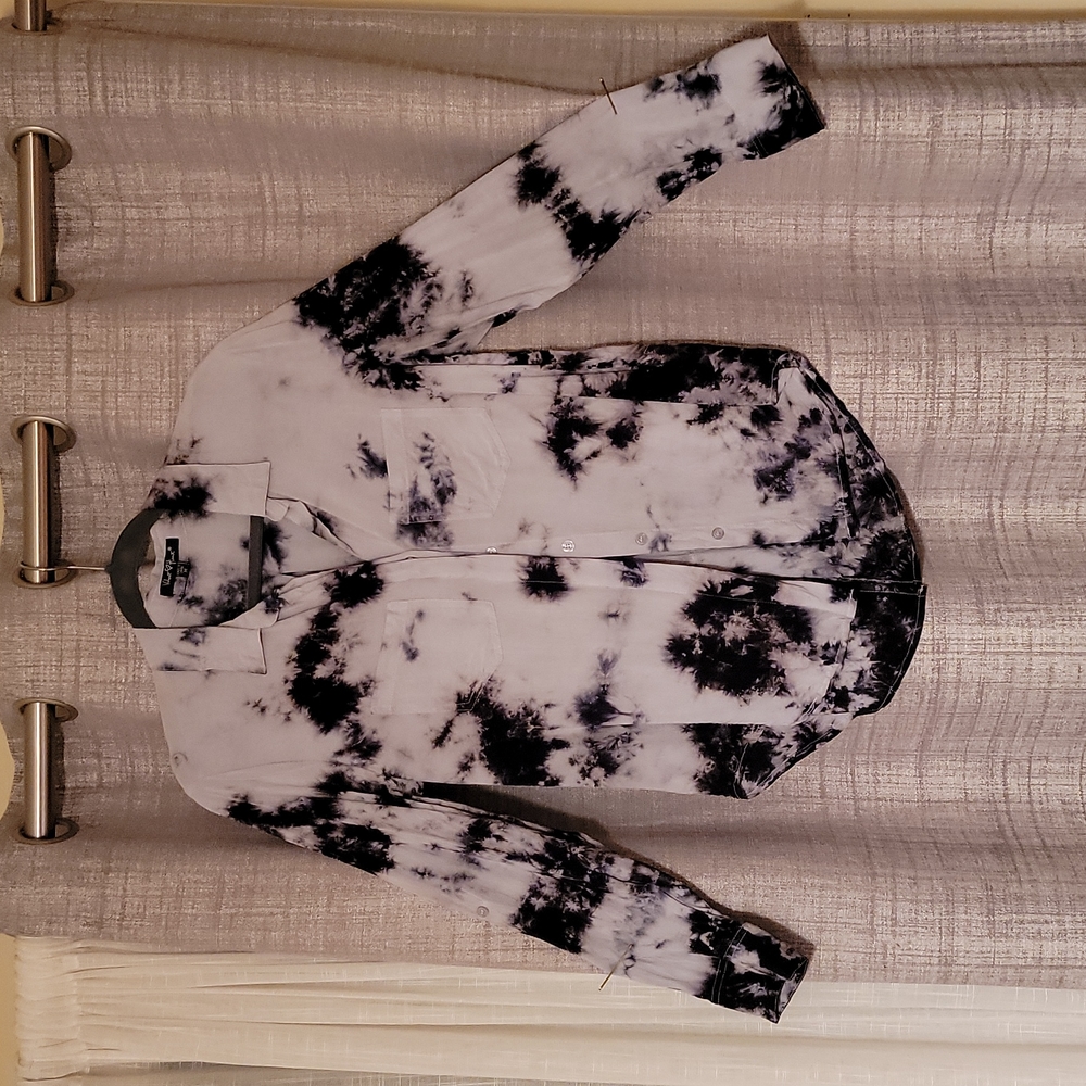 Velvet Heart Buttondown